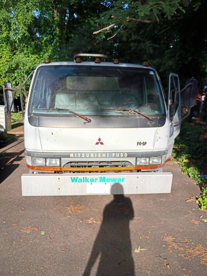 Mitsubishi-Fuso-1996-white