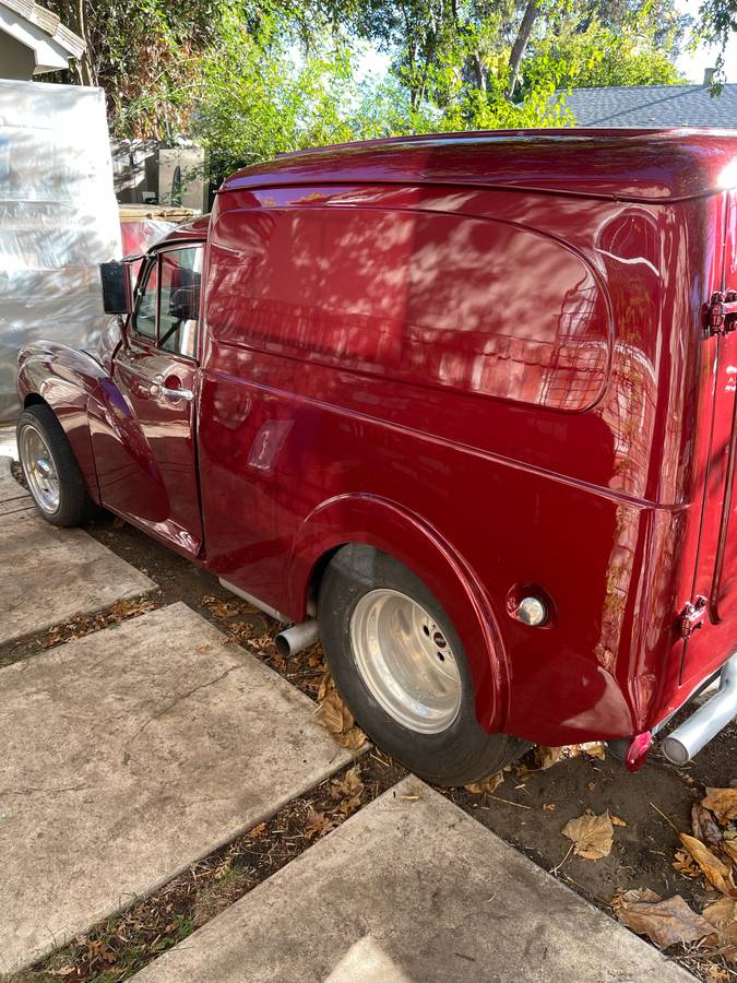 Morris-Minor-1961-custom