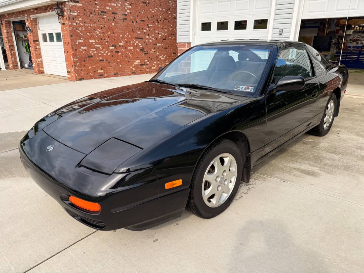 Nissan-240sx1993-nissan-240sx.-se-1993-black