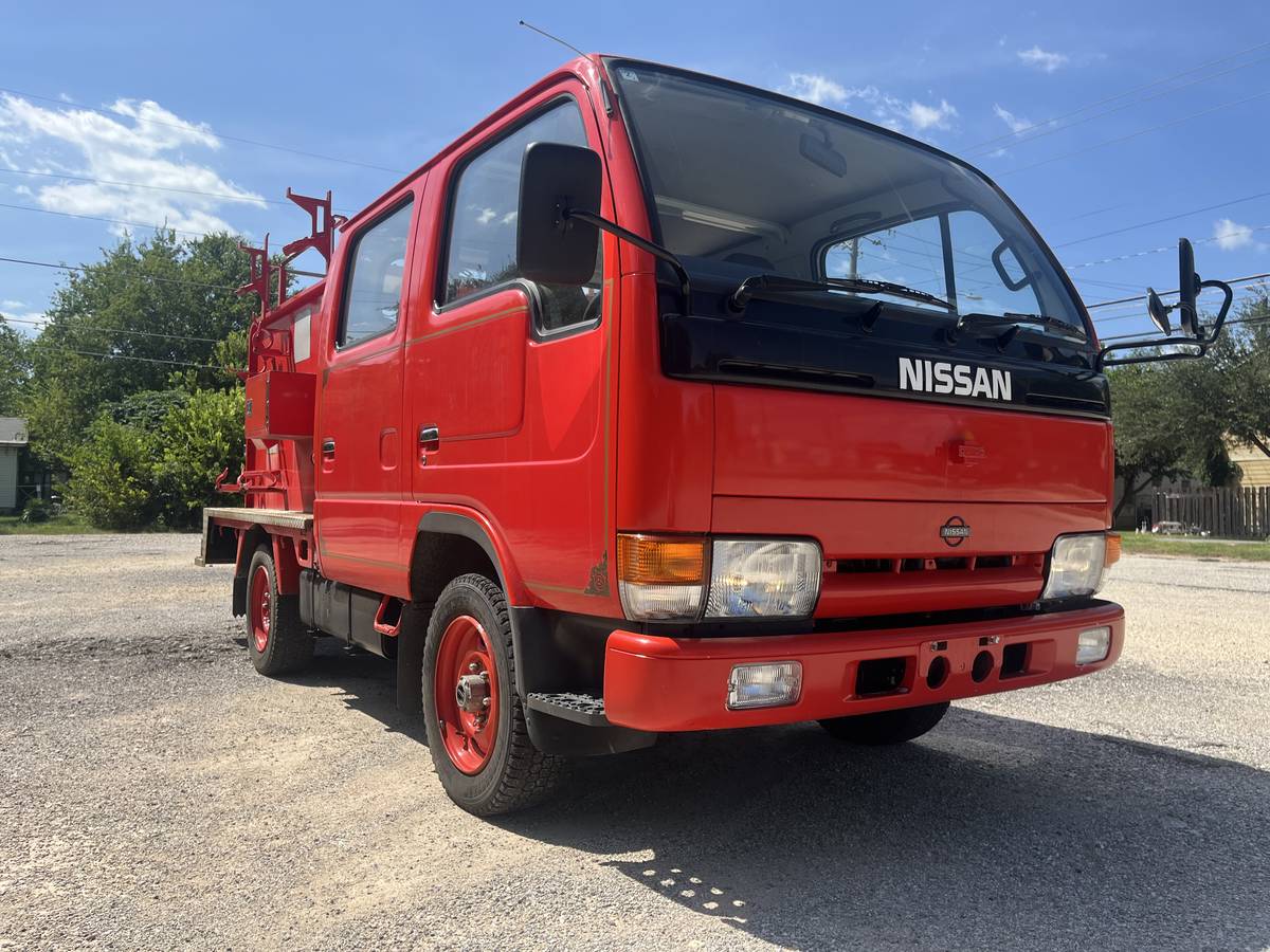 Nissan-Atlas-1993