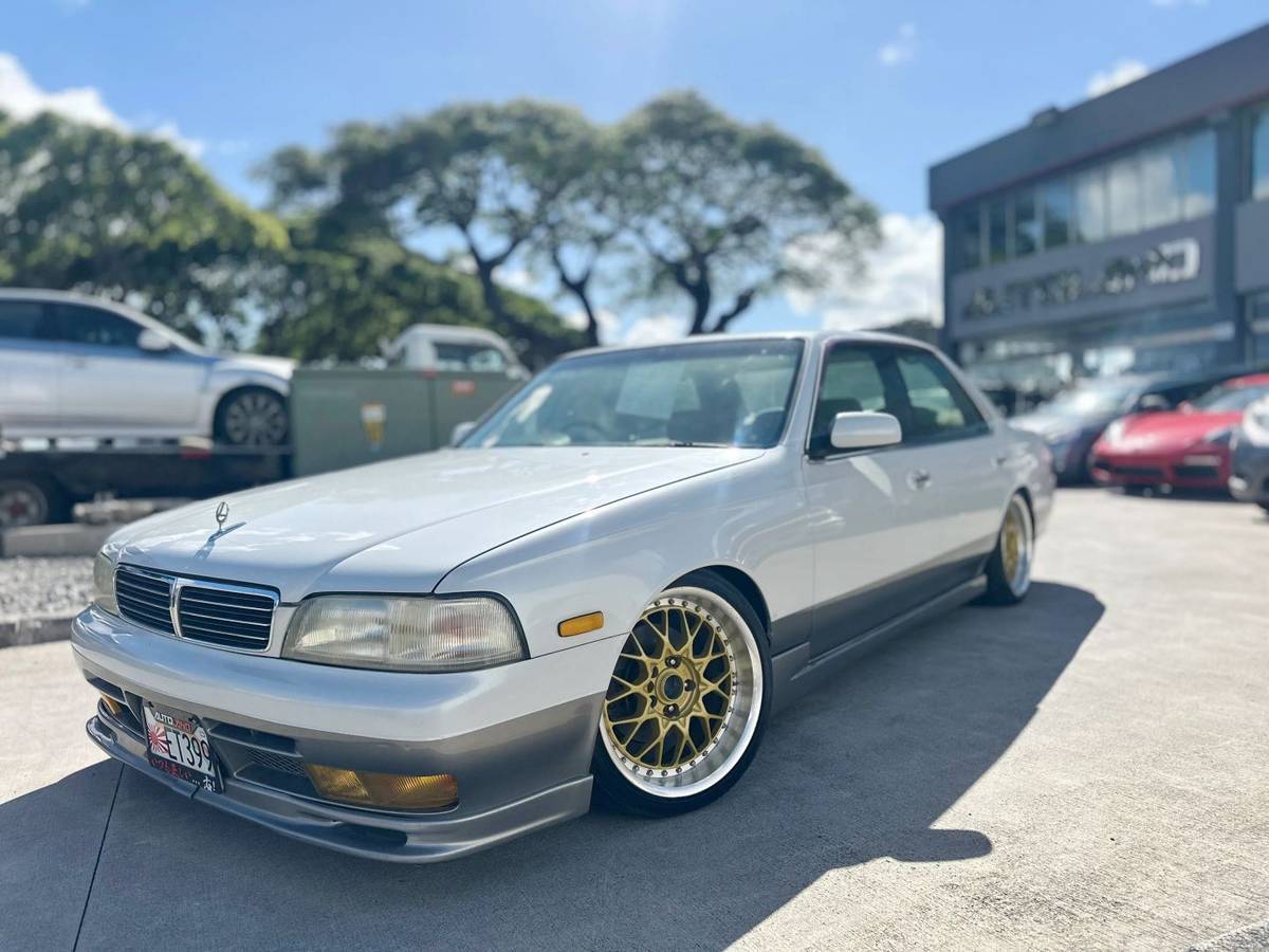 Nissan-Laurel-1996-white