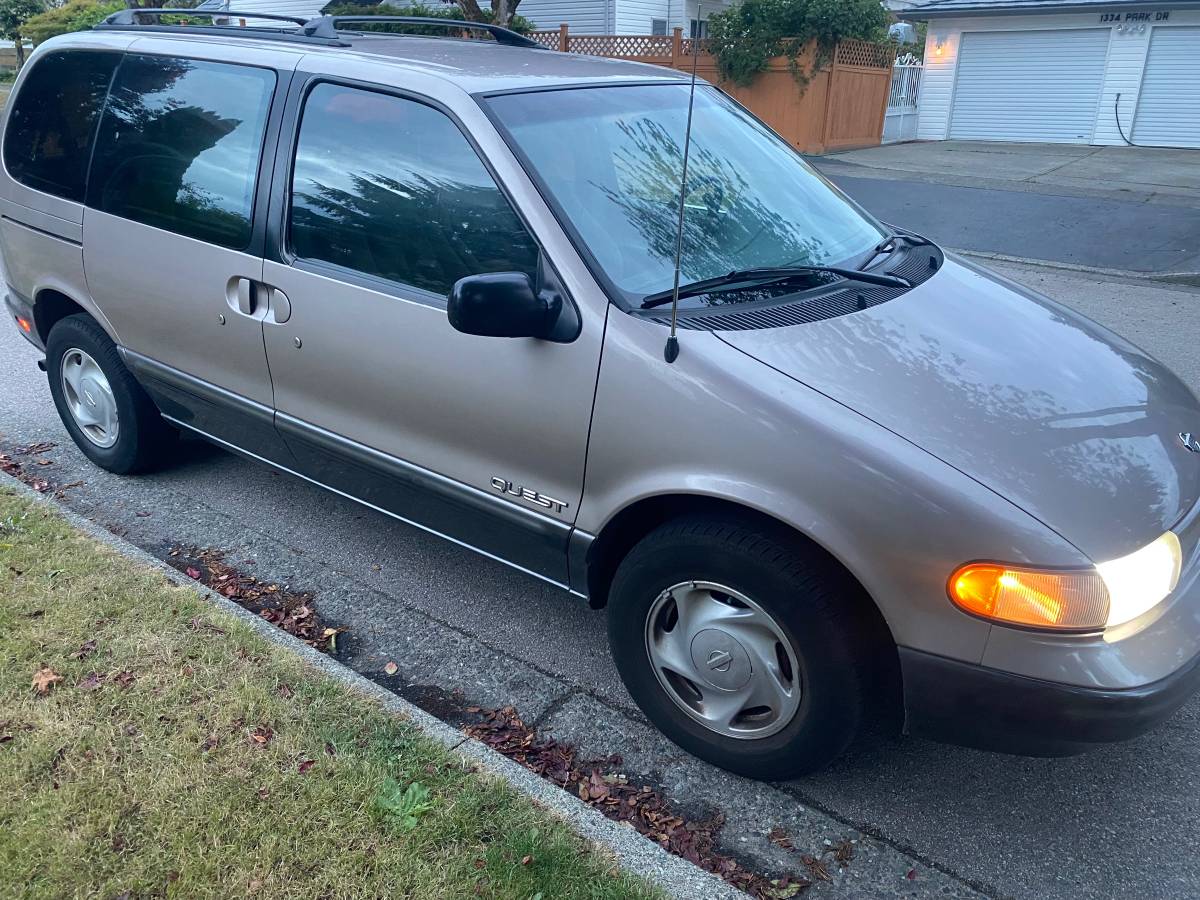 Nissan-Quest-gxe-1995