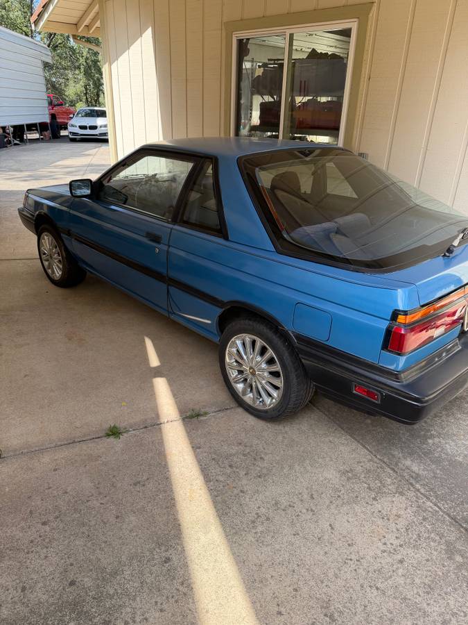 Nissan-Sentra-1988-blue