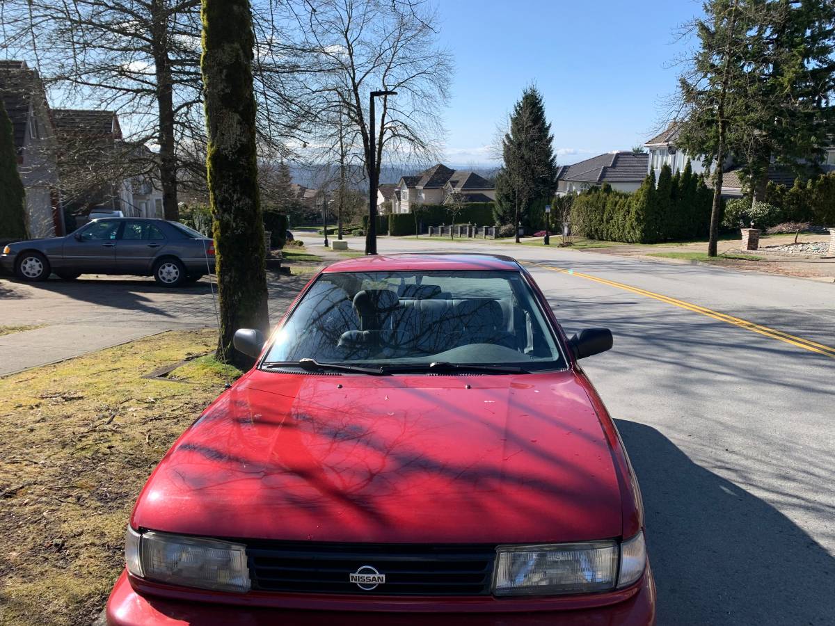 Nissan-Sentra-1991-red
