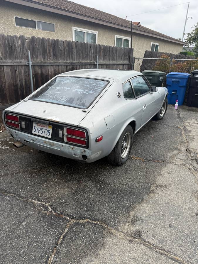Nissan-datsun-280z-1977