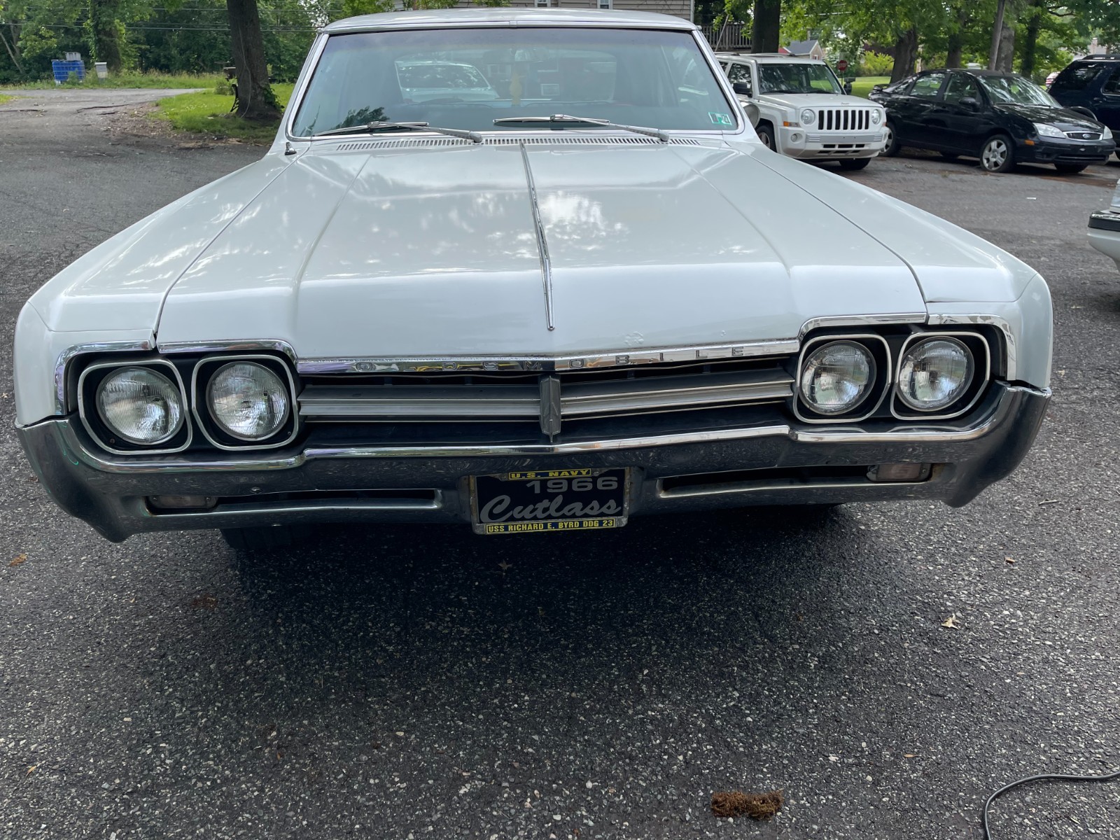 Oldsmobile-Cutlass-1966-Coupe