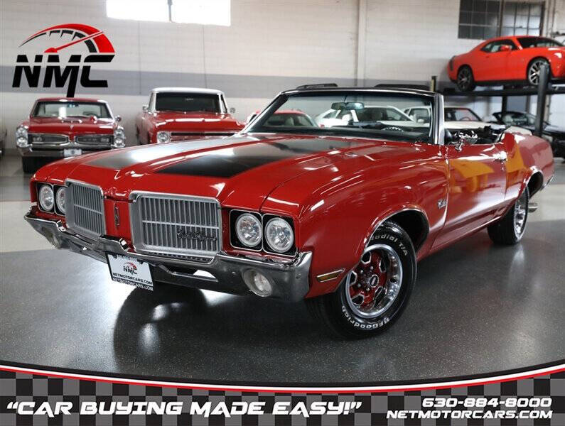 Oldsmobile-Cutlass-1971-Red-Black