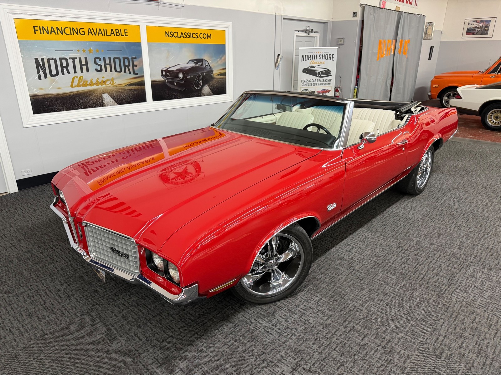Oldsmobile-Cutlass-1972-2-DOOR-WHITE