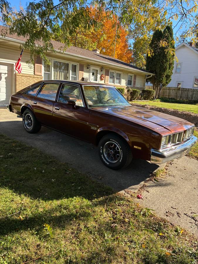 Oldsmobile-Cutlass-salon-1978-brown