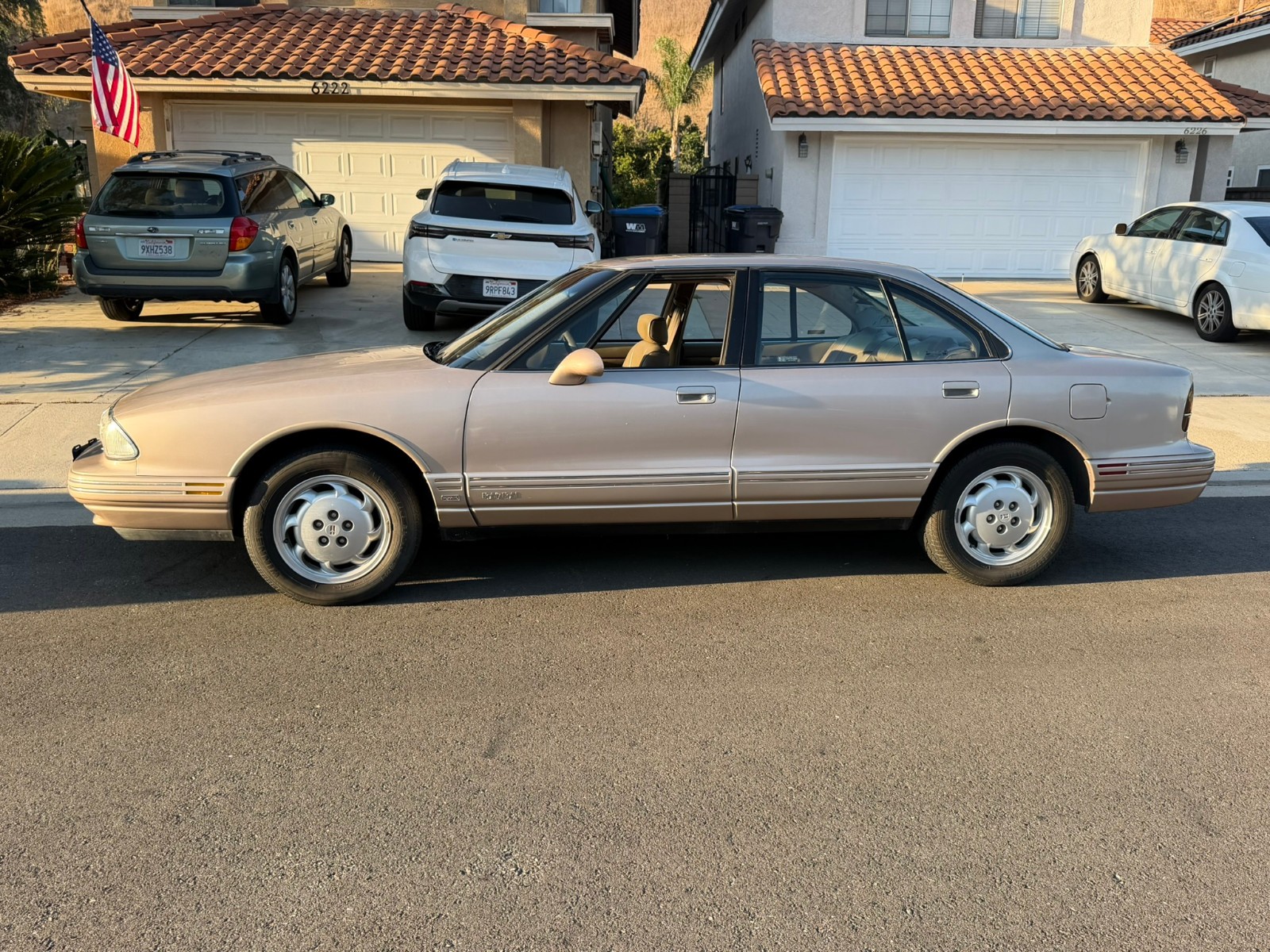 Oldsmobile-Eighty-Eight-1992