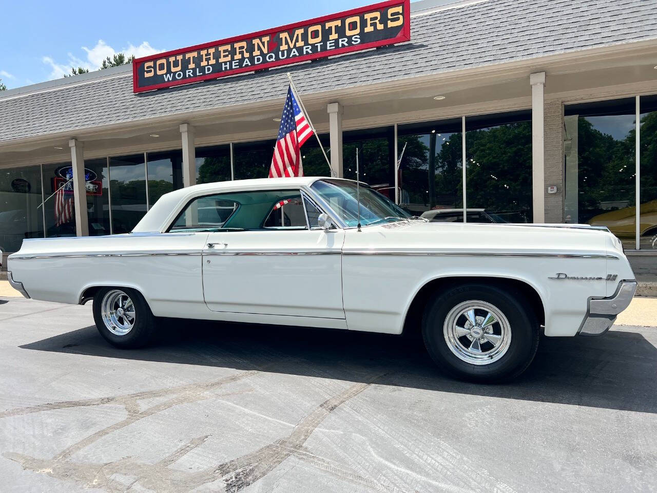 Oldsmobile-Eighty-eight-1964-White-Teal