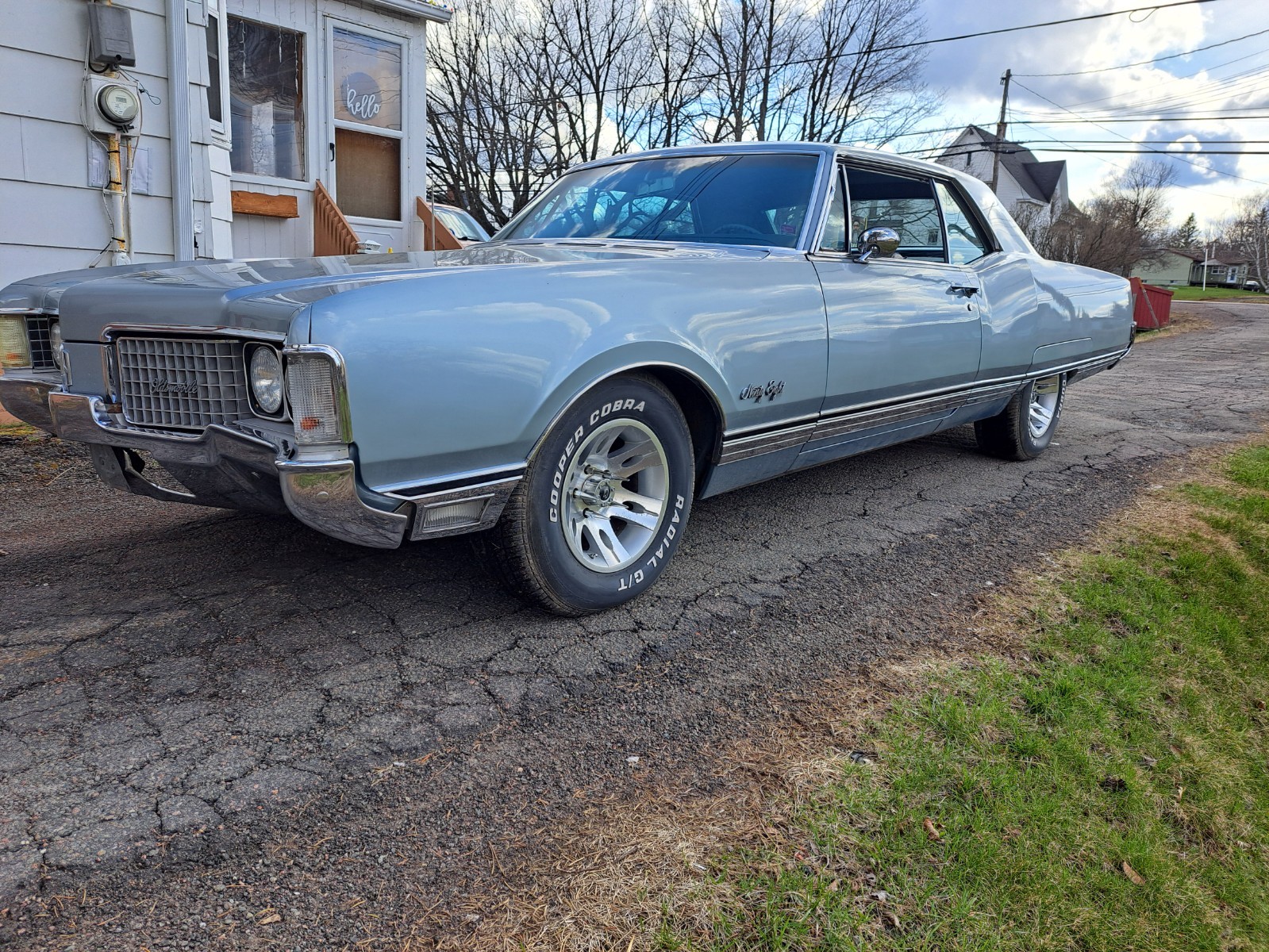 Oldsmobile-Ninety-Eight-1968-Coupe-Blue