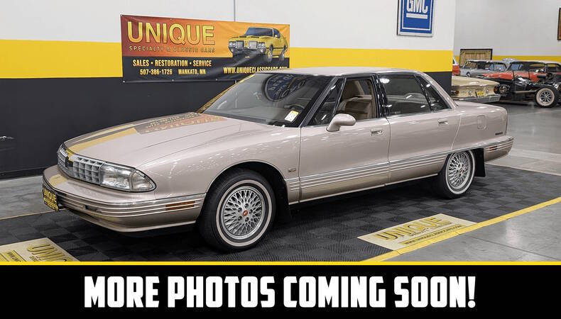 Oldsmobile-Ninety-eight-1992-Beige