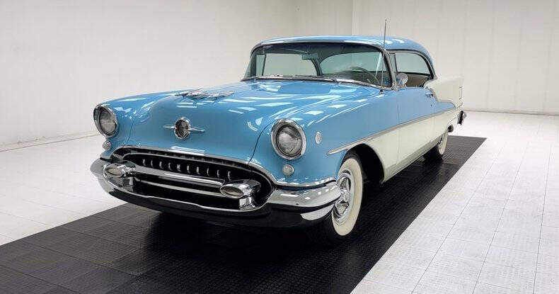 Oldsmobile-Super-88-1955-Polar-White-Blue