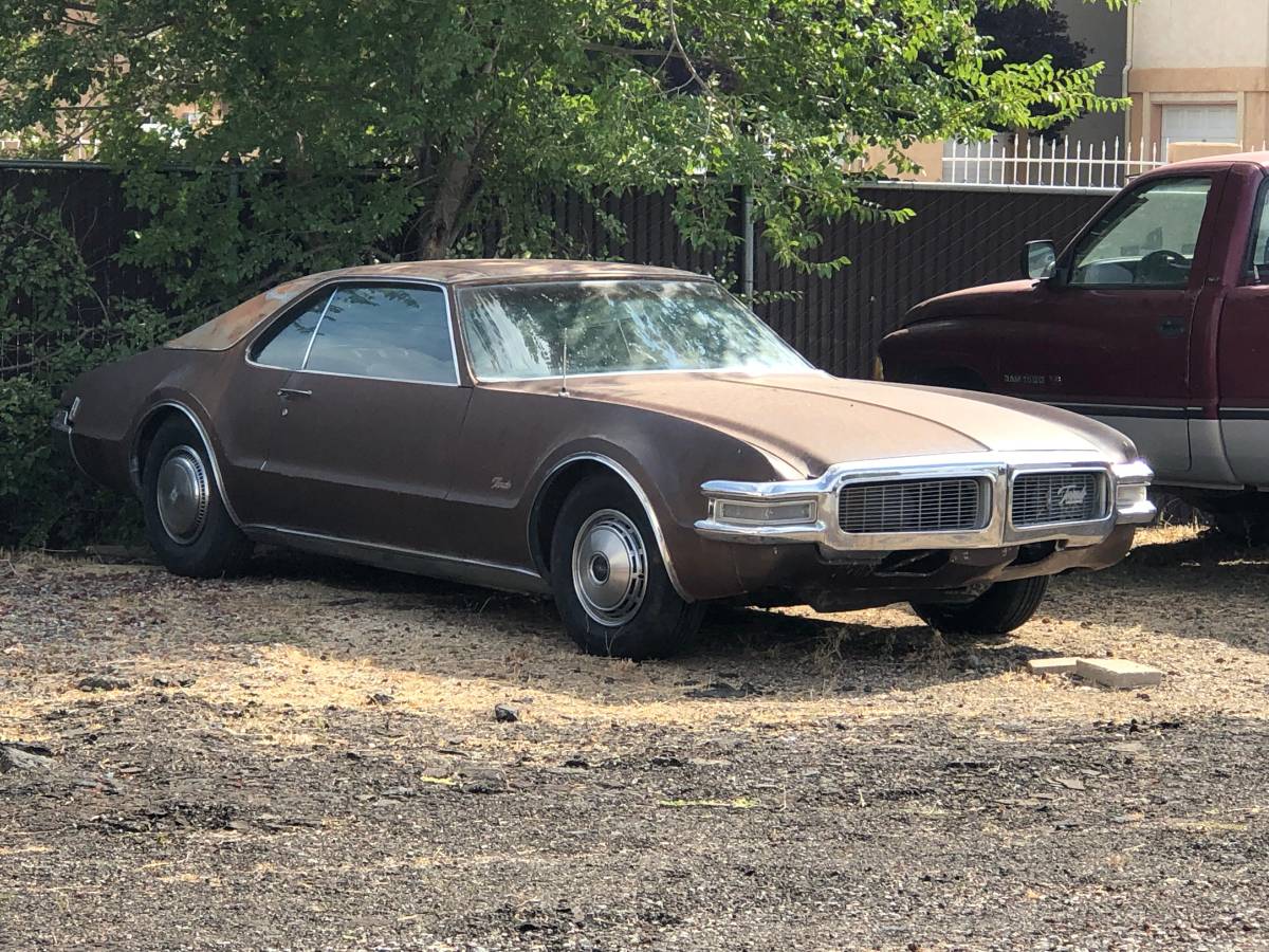 Oldsmobile-Toronado-1968