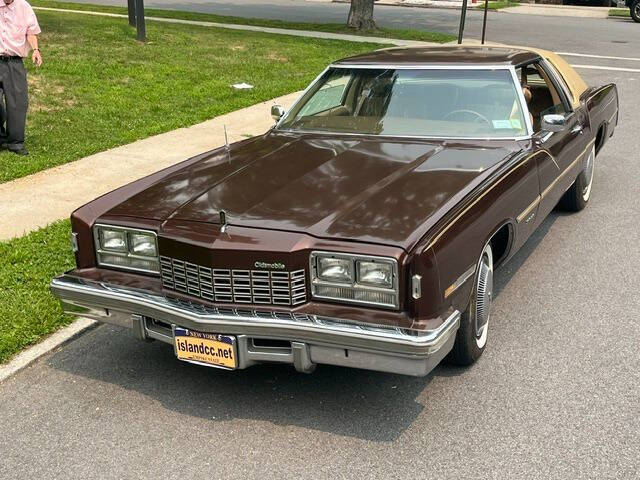 Oldsmobile-Toronado-1977-Brown-Tan