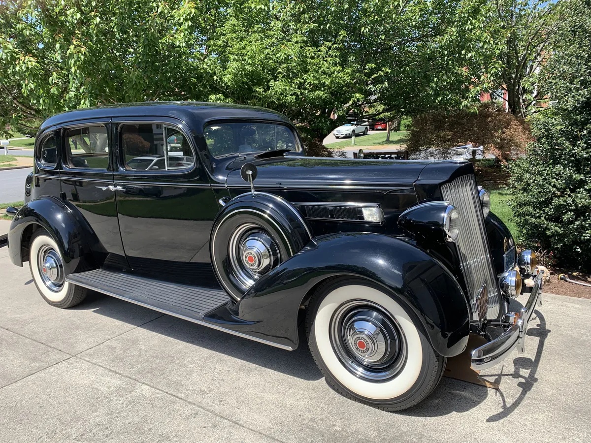 Packard-120b-1936-Black-Brown