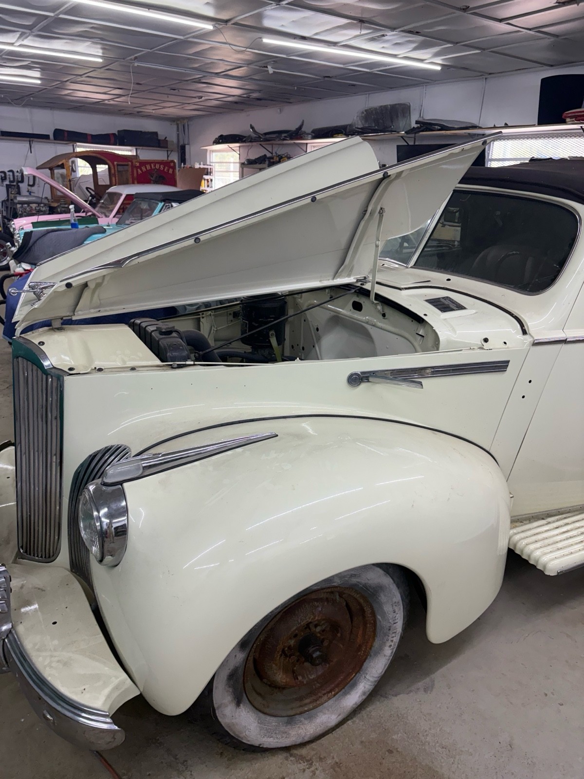 Packard-Single-Six-1941