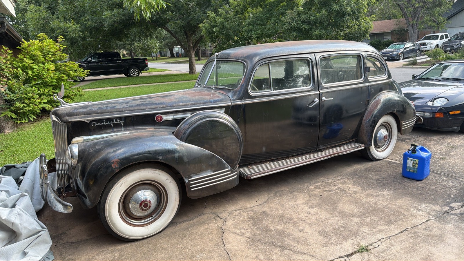Packard-Super-Eight-1941-Limousine