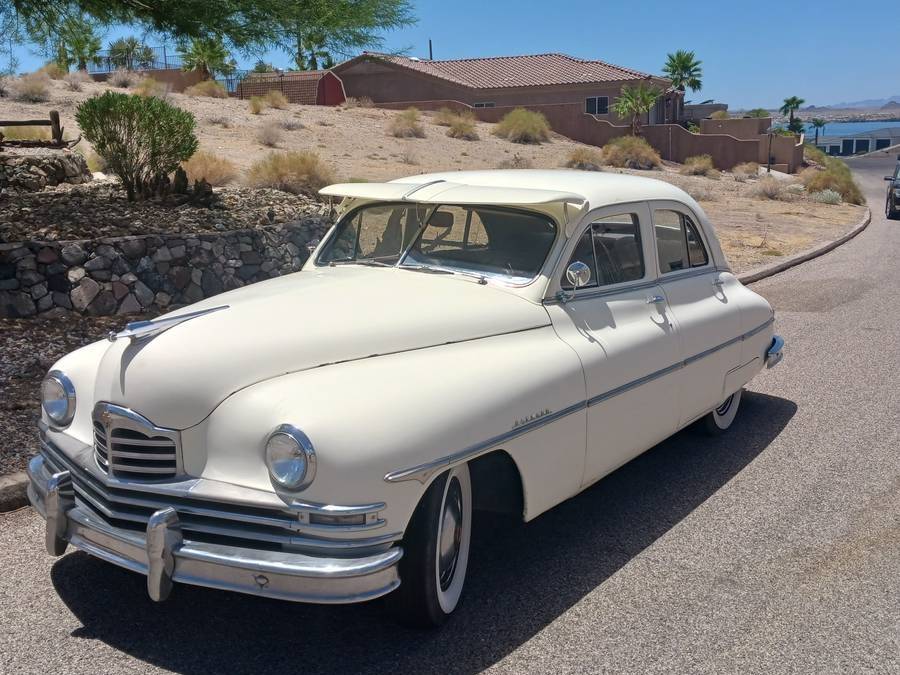 Packard-Super-deluxe-touring-1949-white