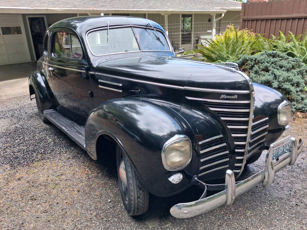 Plymouth-Business-coupe-1939-black