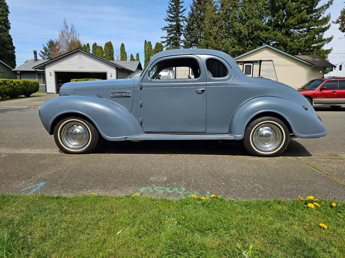 Plymouth-Deluxe-1939