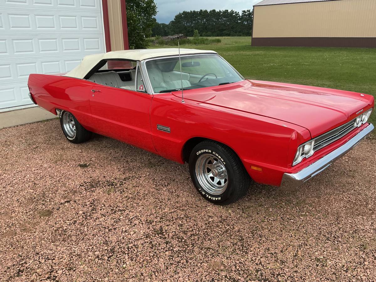Plymouth-Fury-1969-red