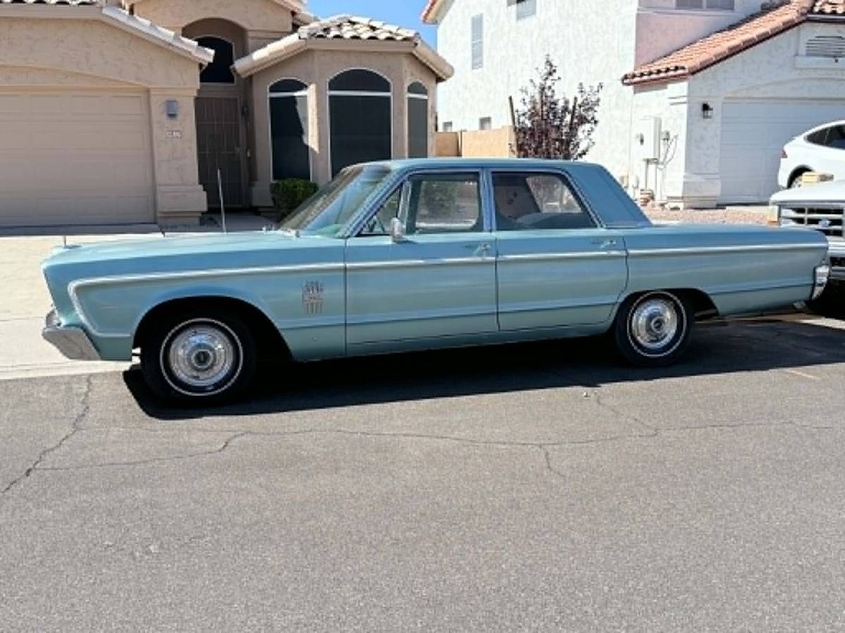 Plymouth-Fury-iii-1966-blue