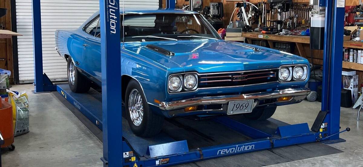 Plymouth-Gtx-1969-blue