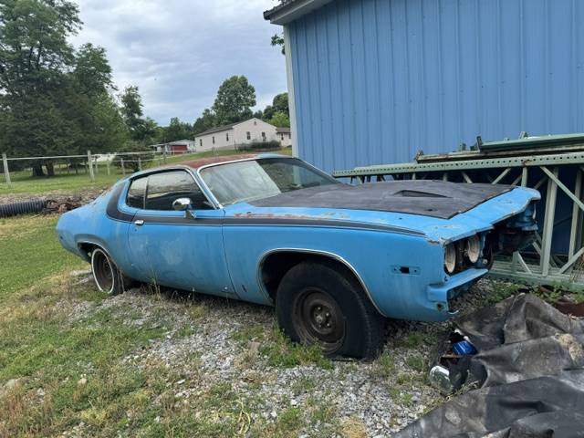 Plymouth-Roadrunner-1973-blue