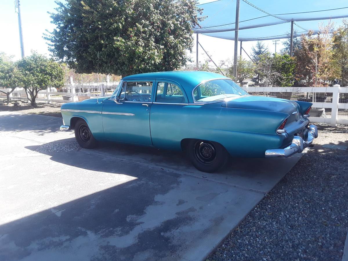 Plymouth-Savoy-1955-green