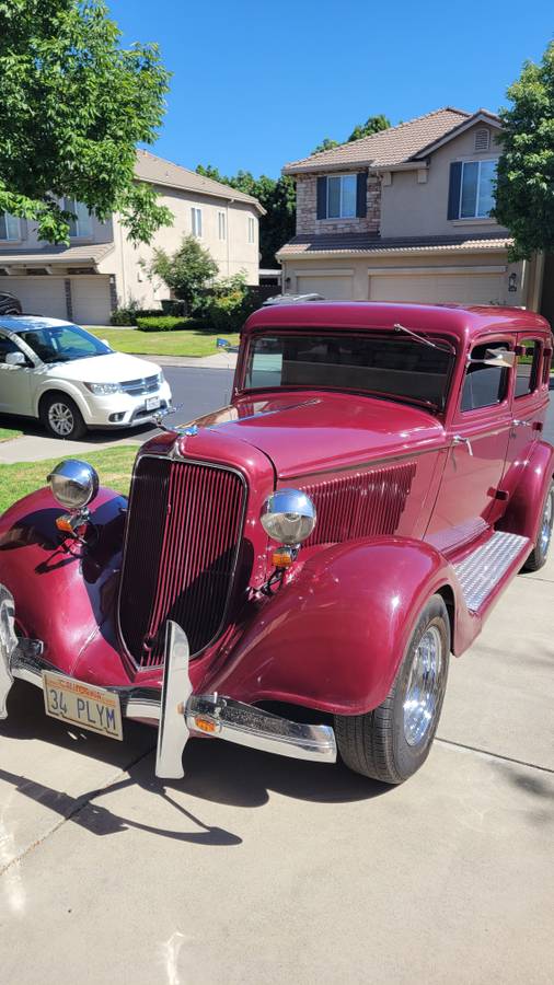 Plymouth-Sedan-1934-custom
