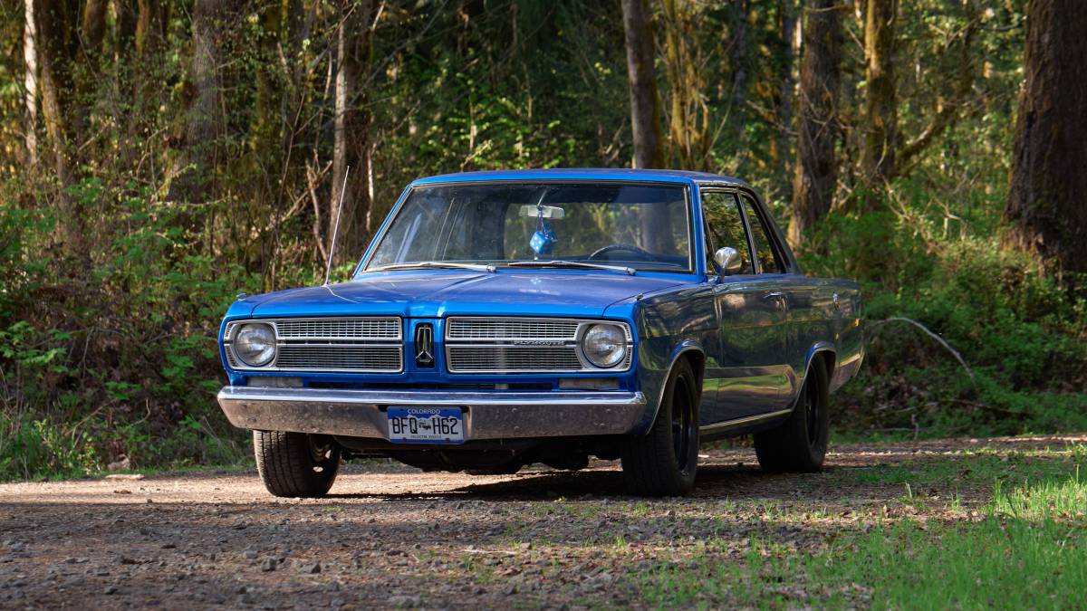Plymouth-Valiant-1967