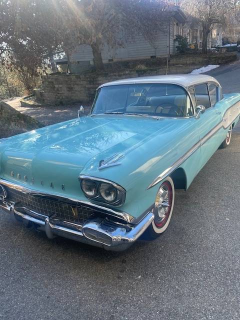 Pontiac-1958-custom