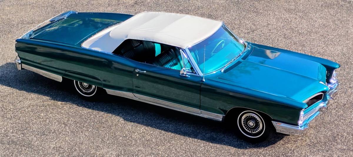 Pontiac-Bonneville-convertible-1966-green