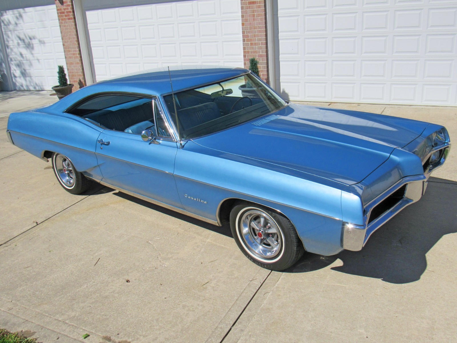 Pontiac-Catalina-1967-Fastback-Blue
