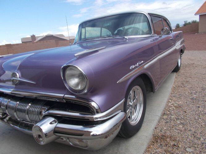Pontiac-Chieftain-1957-Purple