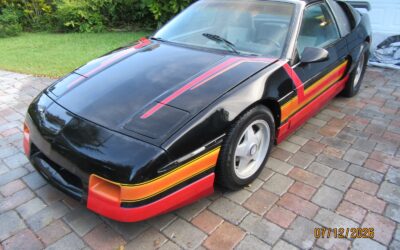 Pontiac Fiero 1986