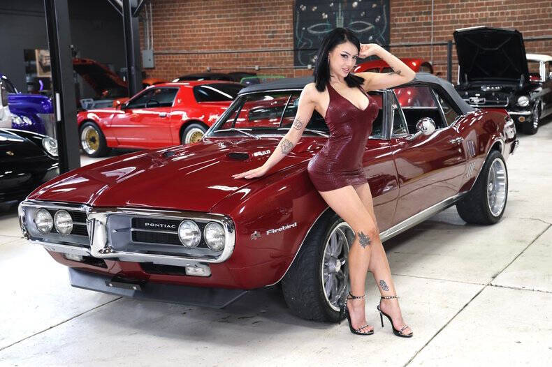 Pontiac-Firebird-1967-Burgundy-Black