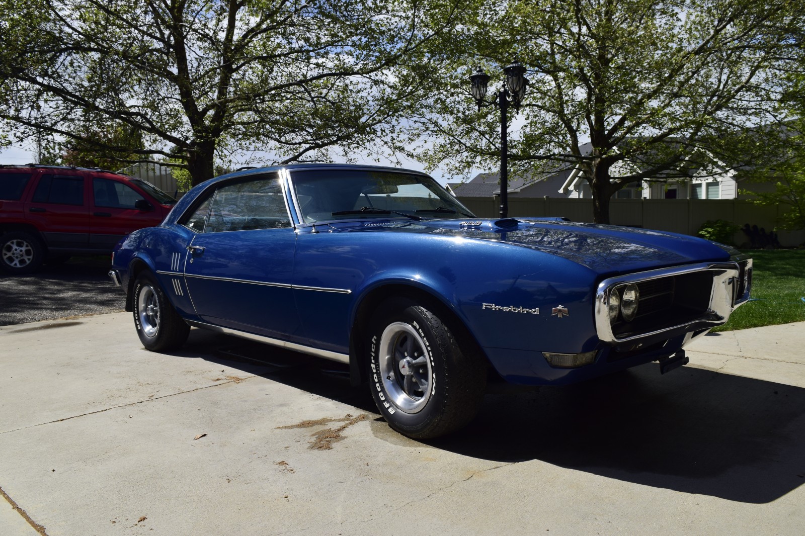 Pontiac-Firebird-1968-Coupe