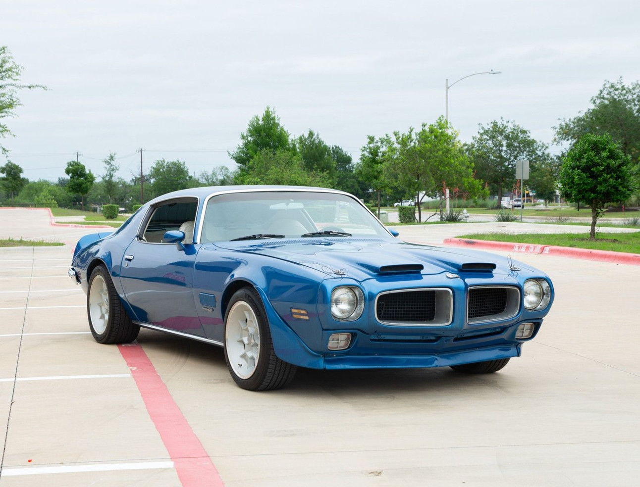 Pontiac-Firebird-1971-Coupe-White