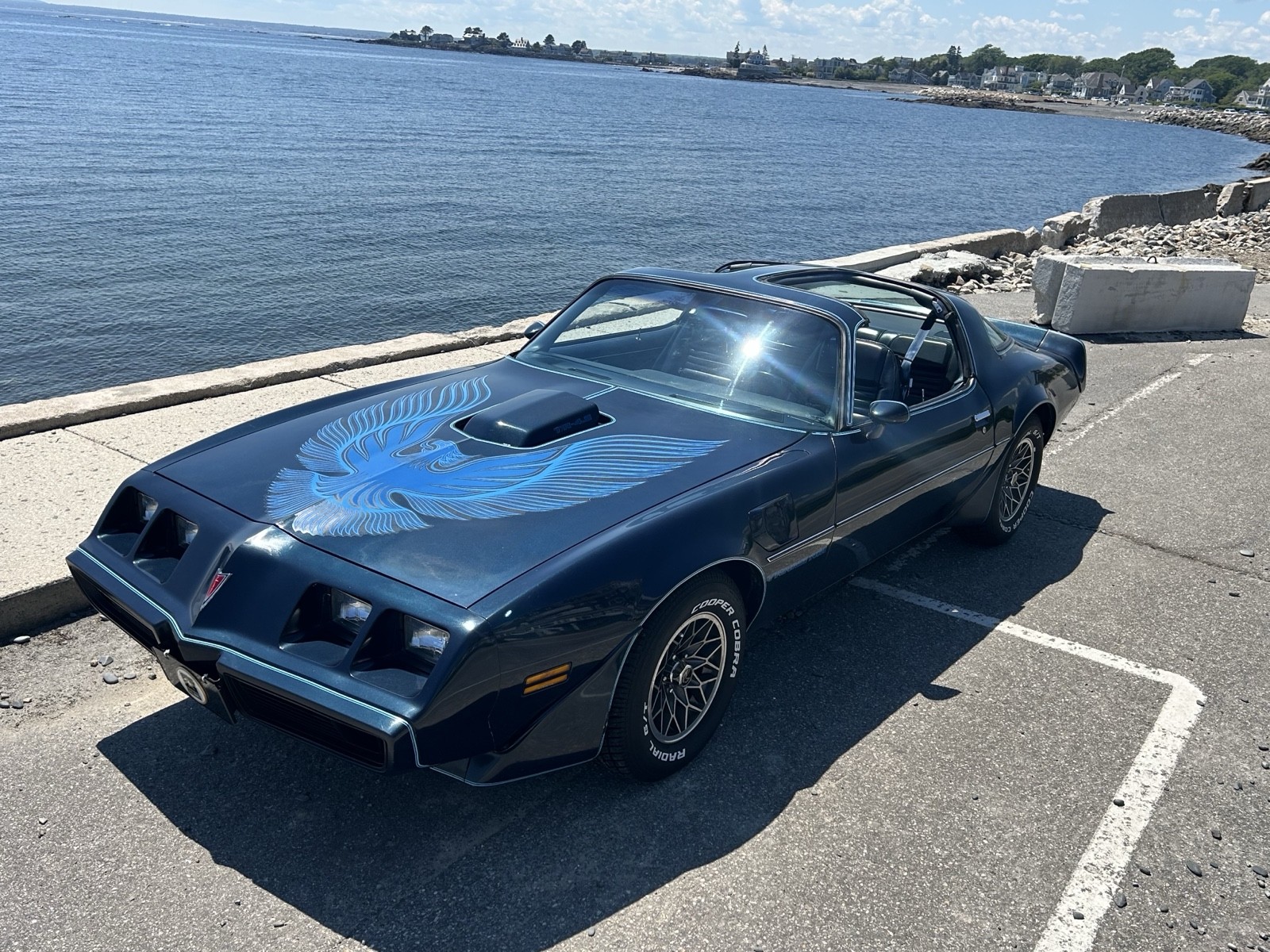 Pontiac-Firebird-1981