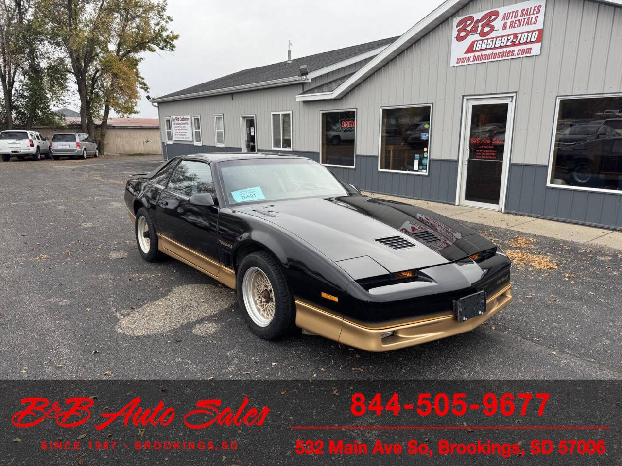 Pontiac-Firebird-1986-Black-Gray