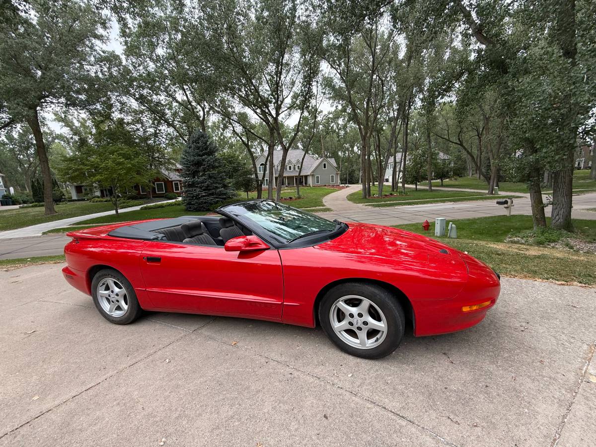 Pontiac-Firebird-1995-red