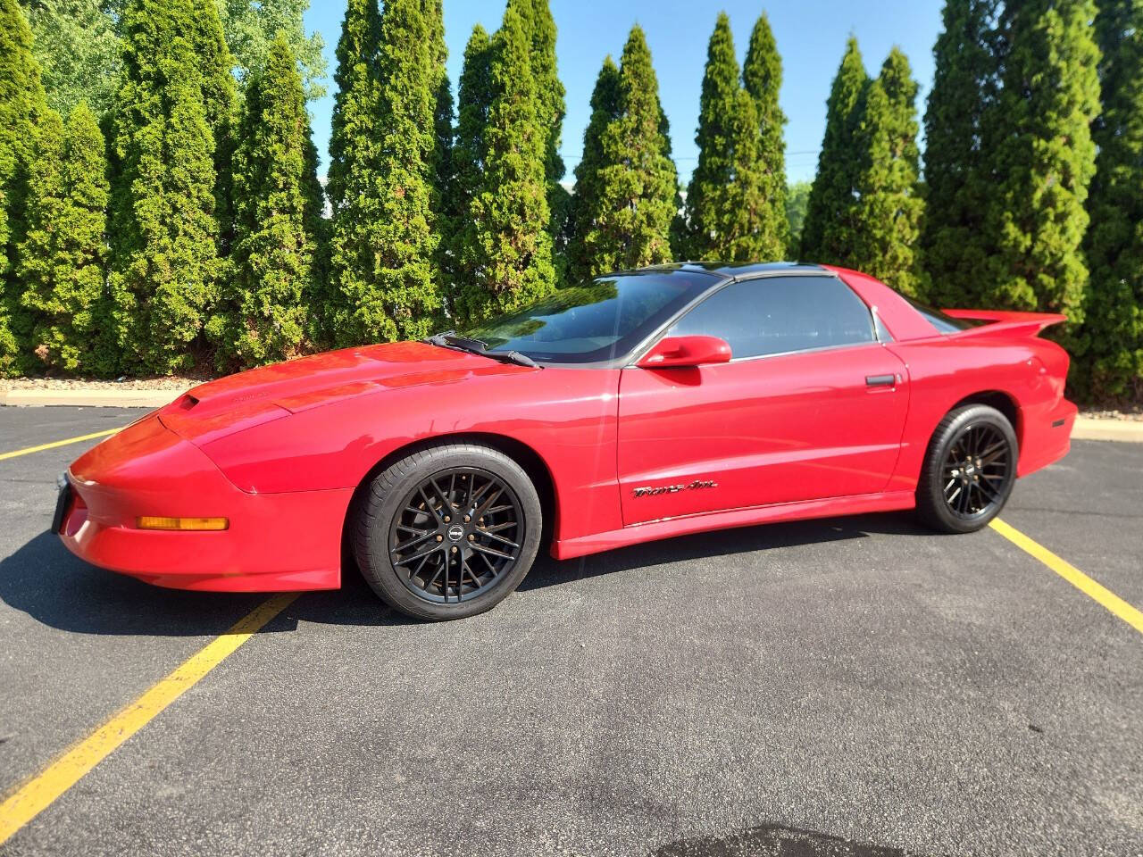 Pontiac-Firebird-1996-Red-Gray