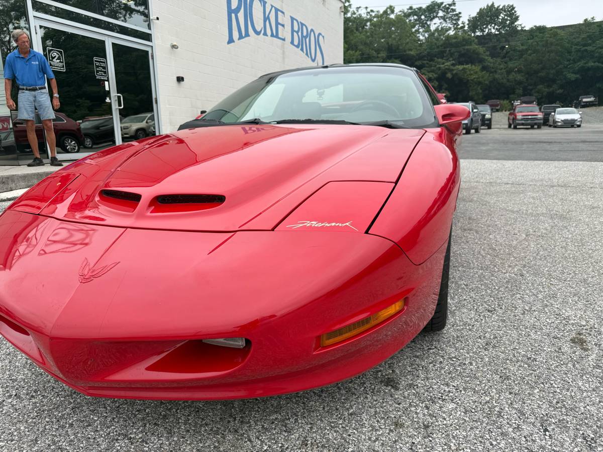 Pontiac-Firebird-1996-red