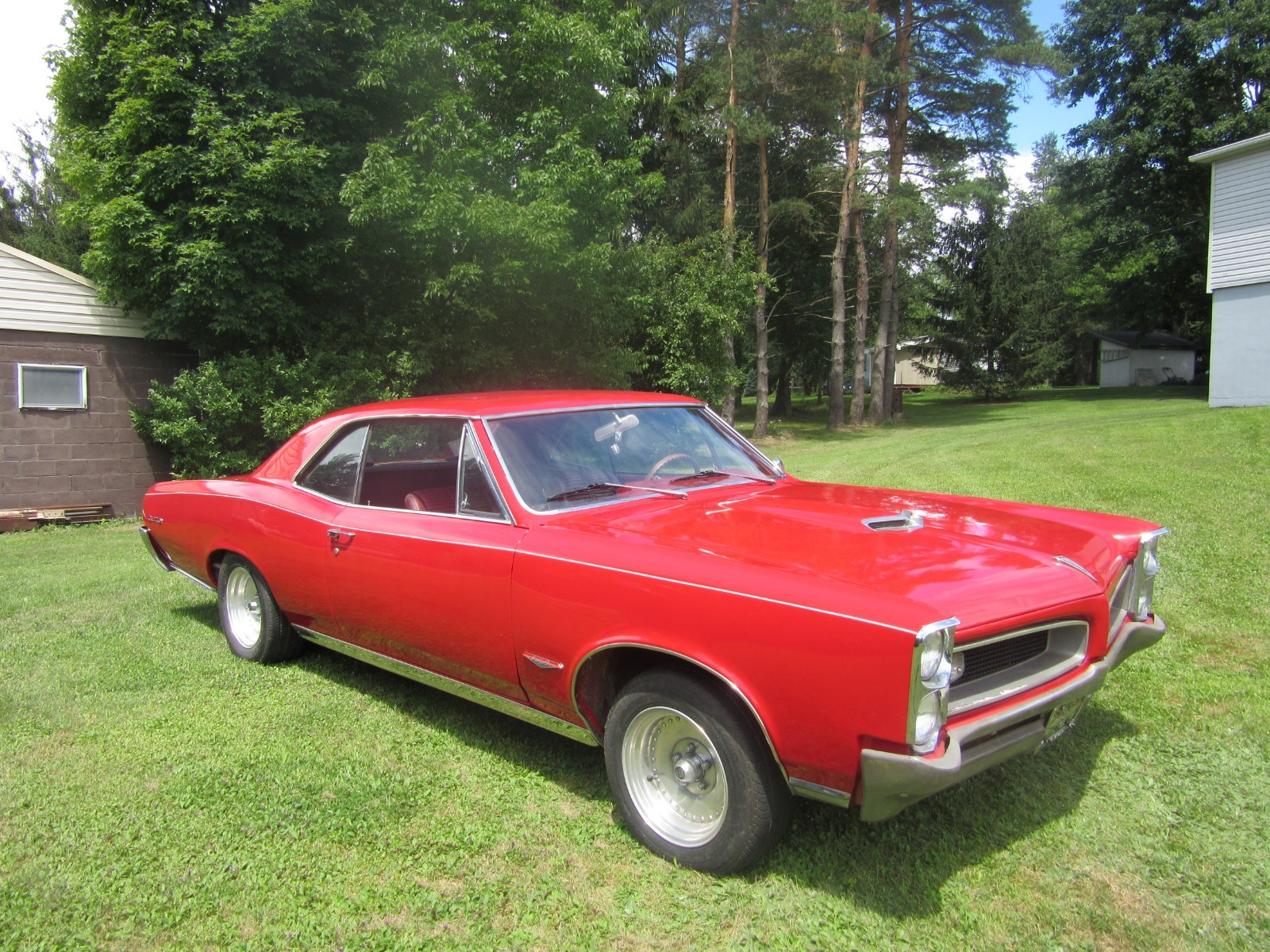Pontiac-GTO-1966-Coupe-Red