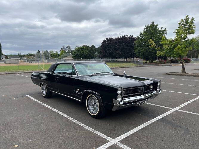 Pontiac-Grand-prix-1964-Black