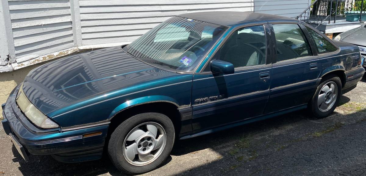 Pontiac-Grand-prix-1996-green