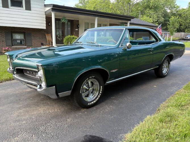 Pontiac-Gto-1966-Mariner-Turquoise-Turquoise